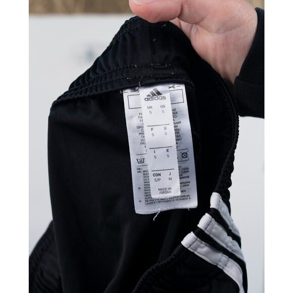 Adidas Black 3 Stripes Kids Athletic Shorts Boys Size Small - Picture 5 of 5